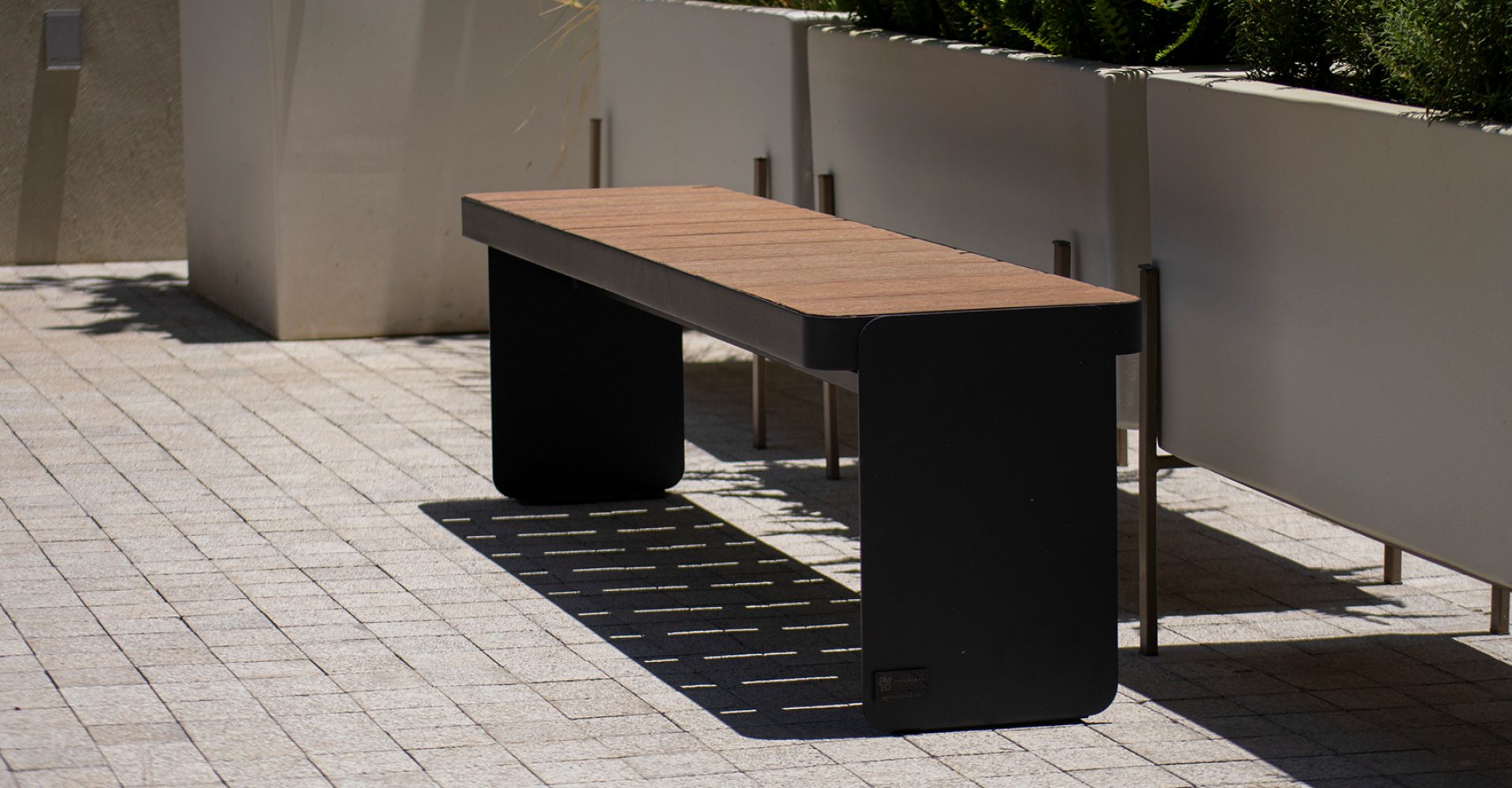 paramento_mobiliario-urbano_banner_producto_asiento_sociale2_02